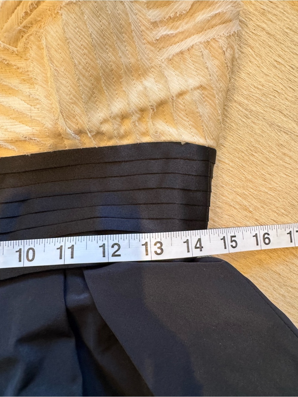 BCBGMAXAZRIA Black Ivory Silk Blend Tiered Party Dress Size 8 - Picture 9 of 13